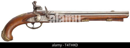 Ein Flintlock Pistol, Lüttich ca. 1740 Fass mit glatter Bohrung 16 mm Kaliber, oben ein Bläser vor Augen sowie ein Fass Rippe, am Hinterteil gemeißelt. Glatte flintlock, mit 'Eingeschrieben A. Prion' auf der Sicherungsplatte, eine Schraube des Schlosses fehlt. Geschnitzte Nussbaum volle Lager, das Messing Möbel und den Wappenschild mit Zahlen in der Entlastung. Ladestock aus Holz mit Messing-Tipp. Eine kleine Schrumpfung Riss in der Nähe der Sicherungsplatte und ein Fehler auf der Rückseite den Stift, mit dem der Zylinder. Länge 45 cm. Antoine Prion, im Jahr 1733 erwähnt, war Kaufmann in Lüttich. Vgl. Heer, der Neue, Additional-Rights - Clearance-Info - Not-Available Stockfoto