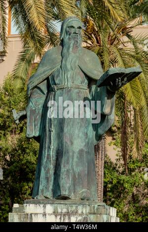 Ramon Llull, Horacio de Eguía, 1966, Bronze y Piedra, Paseo de Sagrera, Palma, Mallorca, Balearen, Spanien. Stockfoto