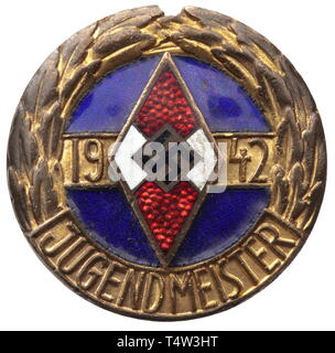 Ein Hitler Jugend Meisterschaft Abzeichen, ein Abzeichen der Deutschen Jugend Champion 1942 in Gold, vergoldet und emailliert Bügeleisen mit Pin-Befestigung (Nie 6.06.60, a). Extrem selten. historischen, historische, 20. Jahrhundert, 1930er Jahre, Bund Deutscher Mädchen, Band der Deutschen Jungfrauen, Jugendorganisation, Jugendorganisationen, NS, Nationalsozialismus, Nationalsozialismus, Drittes Reich, Deutsche Reich, Deutschland, Nationalsozialismus, Nazis, NS-Zeit, Utensilien, Ausrüstung, Geräte, Objekt, Objekte, Stills, Clipping, Clippings, Ausschneiden, Ausschneiden, Ausschnitten, Editorial-Use - Nur Stockfoto