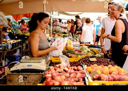 Fruteria, Mercado comarcal, Santanyi, Mallorca, Balearen, Spanien, Europa. Stockfoto