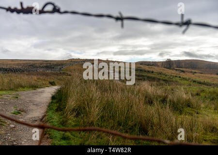 Stacheldraht zaun entlang West Highland Way Stockfoto