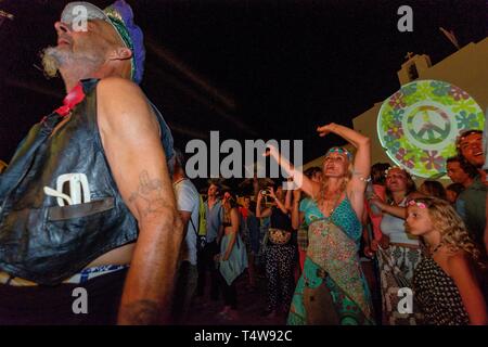 Fiesta Flowerpower, Sant Francesc Xavier, Formentera, Balearen, Spanien. Stockfoto