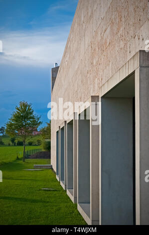 Die Gemeinde Gebäude in Arconciel Stockfoto