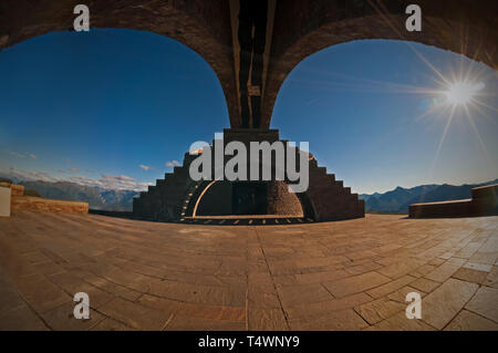 Santa Maria degli Angeli Kapelle von Mario Botta (Monte Tamaro, Tessin, Schweiz) Stockfoto