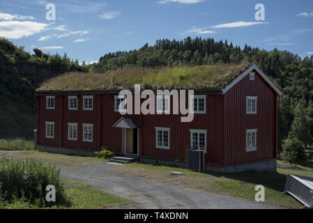 Sverresborg, Trøndelag Folkmuseum ist ein Freilichtmuseum in Trondheim mit alten original Häuser wie Klaet Bauernhof in Trøndelag in Norwegen. Stockfoto