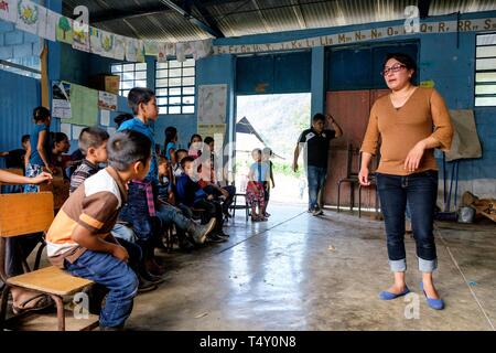 Escuela oficial ländlichen mixta, la Taña, Quiche, República de Guatemala, América Central. Stockfoto