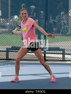 Aliaksandra Sasnovich in Ausbildung Fed Cup Halbfinale April 2019 QTC Showcourt Brisbane Australien Stockfoto