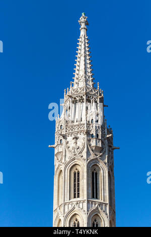 Turm der St. Matthiaskirche in Budapest Stockfoto