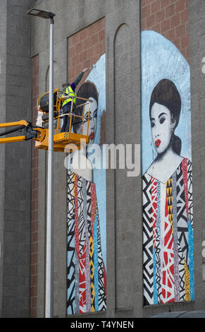 Ein Stück der Street Art von 'Hush', die in der diesjährigen Nuart Aberdeen Festival bietet. Stockfoto