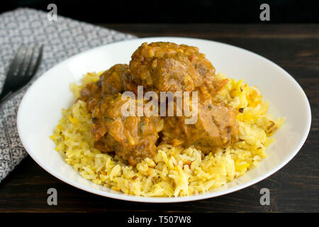 Kofta Curry mit Safran Reis Stockfoto