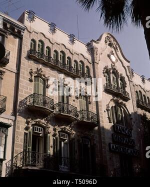 BANCO HISPANO AMERICANO (ANTES CASA DE JOSE V BELTRIN). Lage: an der Außenseite. CARTAGENA. Spanien. Stockfoto