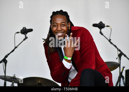 London, Großbritannien. April, 2019 20. Forbacks führt am Fest des Hl. Georg englische Kultur mit Musik und Englisch Garküchen auf dem Trafalgar Square am 20. April 2019, London, UK zu feiern. Bild Capital/Alamy leben Nachrichten Stockfoto