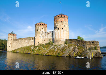 Olavinlinna Burg close-up auf einem sonnigen Juli Tag. Savonlinna, Finnland. Stockfoto