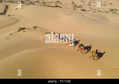 Indien, Rajasthan, Jaisalmer, Khuri Wüste Stockfoto