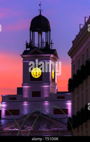 Casa de Computerwoche de La Puerta del Sol visto Desde la Calle Preciados. Madrid. España Stockfoto