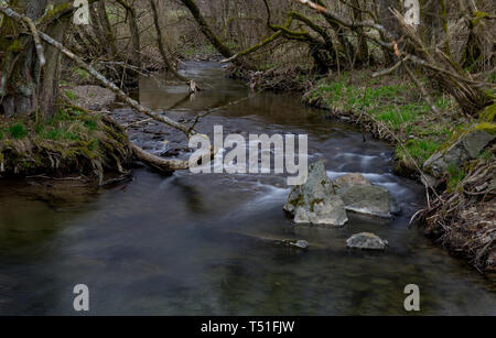 Zeit der Exposition der Fluss namens Orke im Tal Orketal Stockfoto