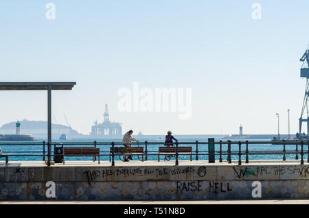 CARTAGENA, SPANIEN - Februar 22, 2019 Berühmten Hafen in der Stadt Cartagena in der Region Murcia, ein Ort der Entspannung sowie der Ort der Mari Stockfoto