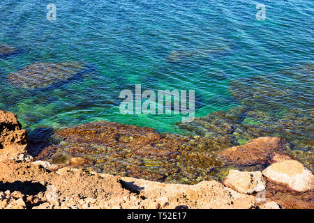 Die felsige Bucht bei Los Arenetes im San Antnio Marine Reserve, Les Rotes, Denia, Spanien Stockfoto