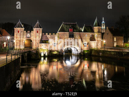 Die Koppelpoort, ein Tor in Amersfoort, Niederlande Stockfoto