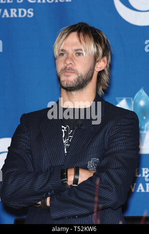 LOS ANGELES, Ca. November 10, 2005: "Verloren" star Dominic Monaghan bei Nominierungen für die 32. jährlichen People's Choice Awards in Los Angeles. © 2005 Paul Smith/Featureflash Stockfoto