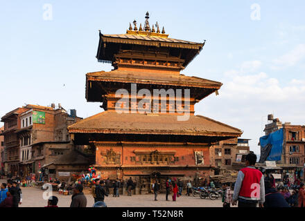 Kathmandu, Nepal - Januar 02, 2016: Taumadi Bhairav Temple Square in Bhaktapur. Stockfoto