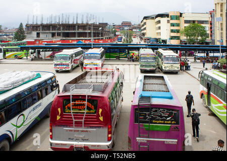 Kathmandu, Nepal - Mai 27, 2017: Blick auf den neuen Bus Terminal in der Stadt. Stockfoto