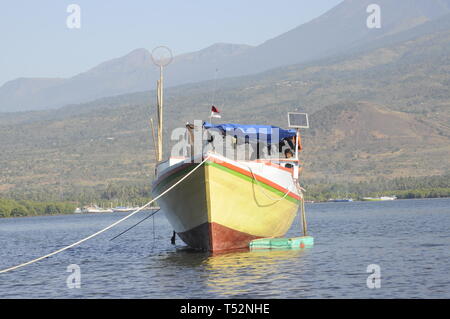 Eine Bootfahrt Stiefel dryng Farbe Farben Park? Stockfoto