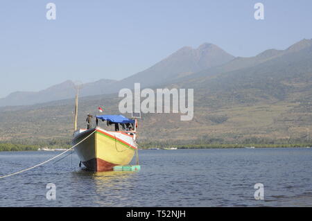 Eine Bootfahrt Stiefel dryng Farbe Farben Park? Stockfoto