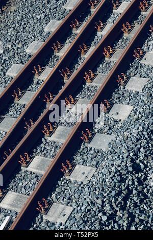 Alte raildroad Track in der Station auf der Straße Stockfoto