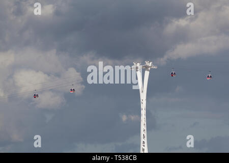 UK, London, die Emirates Air Line Seilbahn in Stratford. Stockfoto
