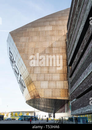 Die Millennium Center, der Heimat der BBC National Opera von Wales, Cardiff, Wales, Großbritannien Stockfoto