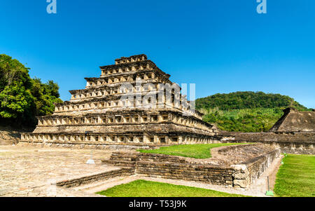 Pyramide der Nischen im El Tajin, einer Präkolumbianischen archäologischen Stätte im südlichen Mexiko Stockfoto