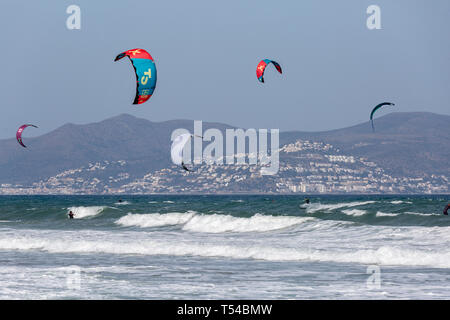 Feder Kite Surf Festival in Sant Pere Pescador Strand, Girona Stockfoto