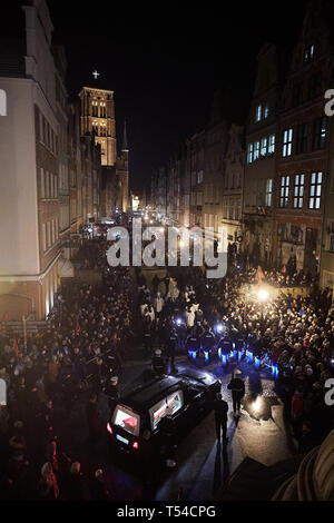 18.01.2019, Danzig. Trauerzug der Ermordeten (Erstochen) Bürgermeister von Danzig Pawel Ottar. Stockfoto