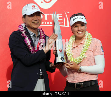 Hawaii, USA. 20 Apr, 2019. Brooke M. Henderson, Rücken an Rücken Meister des LPGA Lotte Meisterschaft an der Ko Olina Golf Club in Kapolei, HI Michael Sullivan/CSM Credit: Cal Sport Media/Alamy leben Nachrichten Stockfoto