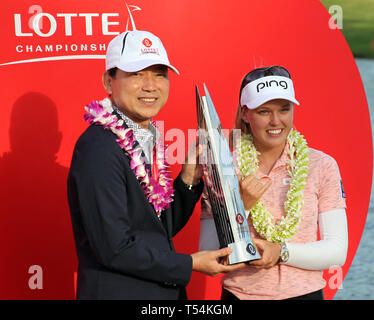 Hawaii, USA. 20 Apr, 2019. Brooke M. Henderson, Rücken an Rücken Meister des LPGA Lotte Meisterschaft an der Ko Olina Golf Club in Kapolei, HI Michael Sullivan/CSM Credit: Cal Sport Media/Alamy leben Nachrichten Stockfoto