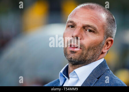 Venlo, Niederlande. 20 Apr, 2019. Fußball, niederländischen Eredivisie Saison 2018 - 2019, Covebo Stadion De Koel, VVV Venlo Trainer Maurice Steijn Credit: Pro Schüsse/Alamy leben Nachrichten Stockfoto