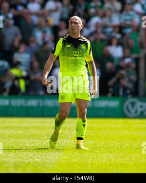 Easter Road Stadium, Edinburgh, Midlothian, Großbritannien. 21 Apr, 2019. Ladbrokes schottischen Premiereship - Hibernian v Celtic. Bild zeigt: Celtic Captain, Scott Brown, der in der zweiten Hälfte als Hibs spielen Wirt zu Celtic bei Easter Road Stadium, Edinburgh Credit: Ian Jacobs/Alamy leben Nachrichten Stockfoto