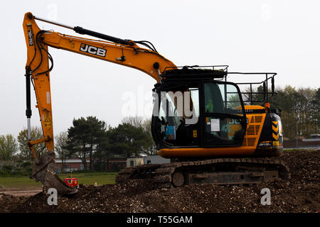 Baustelle Bagger auf Erdarbeiten auf der Baustelle geparkt Stockfoto