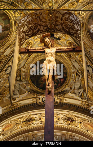 Bergamo, Italien - 18. Oktober 2018: Innenraum der Basilika Santa Maria Maggiore. Stockfoto