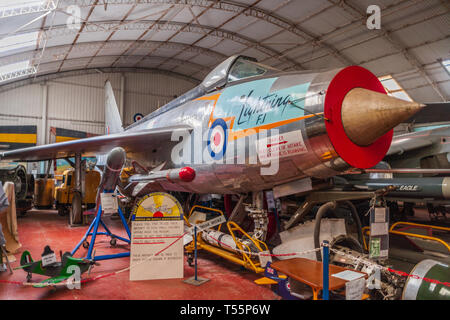 Die English Electric Lightning ist ein Jagdflugzeug, das als Abfangjäger während der 1960er Jahre diente, die 70s flixton Aviation Museum Stockfoto