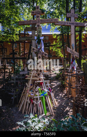 Kreuze auf dem Heiligen Berg Grabarka, der wichtigste Standort der orthodoxen Gottesdienst in Polen Stockfoto