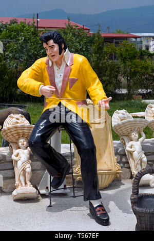 Nördlichen Griechenland: Garten live Größe Statue von Elvis Presley Stockfoto