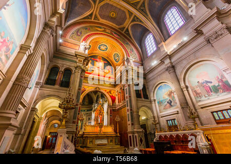 PARIS, Frankreich, 26. Oktober 2016: Interieur und architektonischen Details von Saint Francois Xavier Kirche, 26. Oktober 2016 in Paris, Frankreich Stockfoto