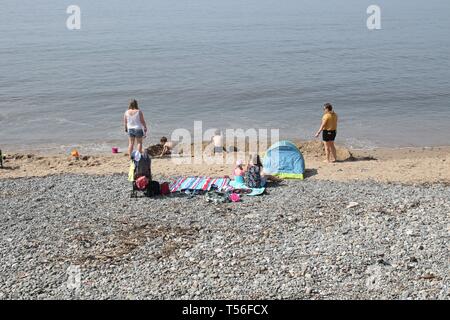 Cleveleys Blackpool Lancashire, Großbritannien - 21 April 2019 Familie, von den warmen und sonnigen Osterwochenende Stockfoto