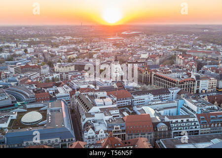 Sehr schöner Sonnenuntergang in Leipzig, Deutschland Stockfoto