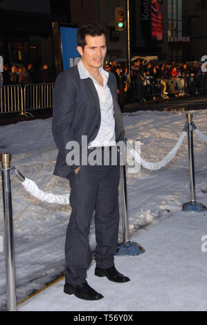 LOS ANGELES, Ca. März 19, 2006: Schauspieler John LEGUIZAMO bei der Weltpremiere seines neuen Films "Ice Age: Die kernschmelze" des Grauman Chinese Theater, Hollywood. © 2006 Paul Smith/Featureflash Stockfoto