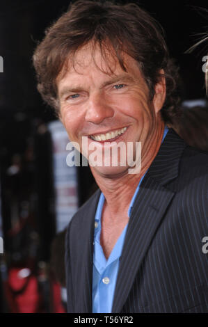 LOS ANGELES, Ca. 11. April 2006: Schauspieler Dennis Quaid bei der Weltpremiere in Los Angeles, seines neuen Films American Dreamz. © 2006 Paul Smith/Featureflash Stockfoto