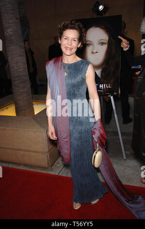 LOS ANGELES, Ca. 20. April 2006: Schauspielerin ALICE KRIGE im Rahmen der Weltpremiere in Hollywood, von ihren neuen Film Silent Hill. © 2006 Paul Smith/Featureflash Stockfoto