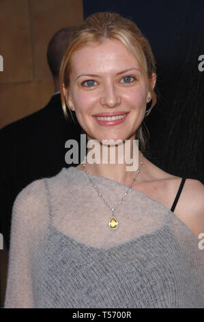 LOS ANGELES, Ca. 20. April 2006: Schauspielerin SUZANNA URSZULY im Rahmen der Weltpremiere in Hollywood, von Silent Hill. © 2006 Paul Smith/Featureflash Stockfoto